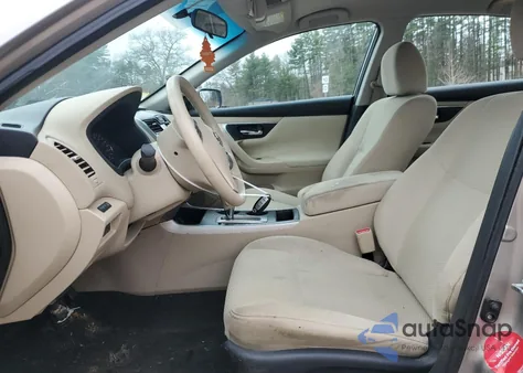 2015 Nissan Altima 2.5 z USA, uszkodzony, nr VIN 1N4AL3AP3FC112023